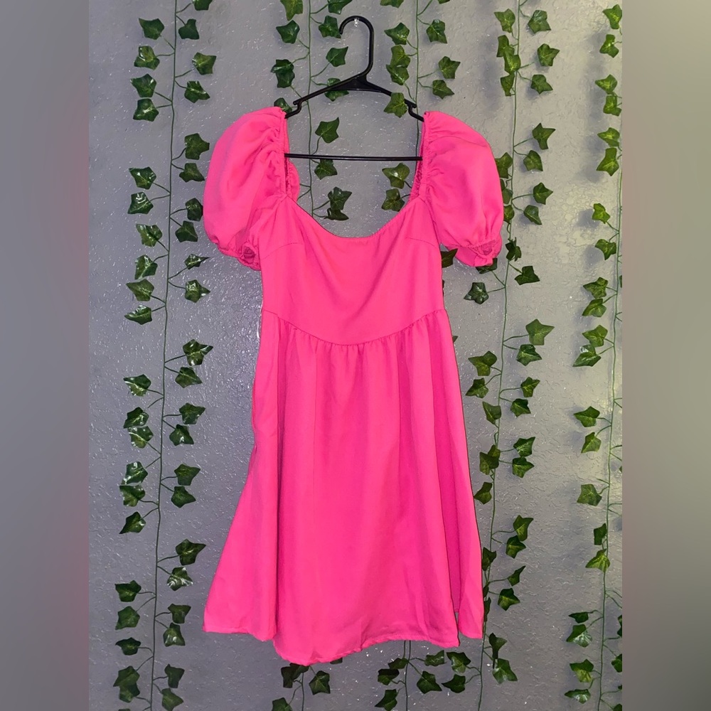 pink dress